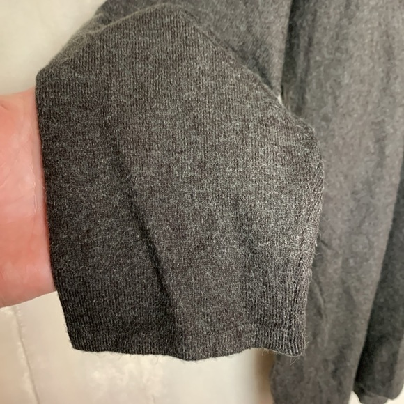 Reynard Sweater Women’s Size Small - Picture 3 of 7